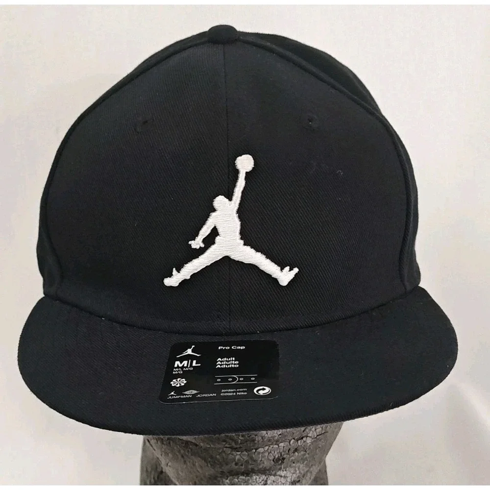 Nike Hat Jordan Jumpman M L Adjustable SnapBack Men Low‎ Profile Black White